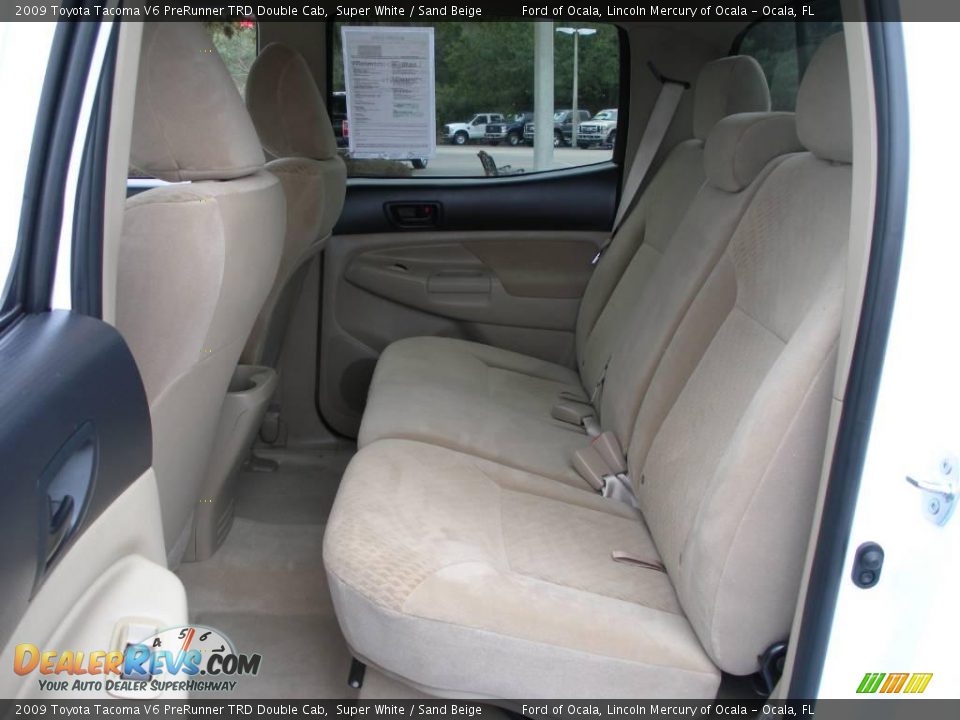 2009 Toyota Tacoma V6 PreRunner TRD Double Cab Super White / Sand Beige Photo #15