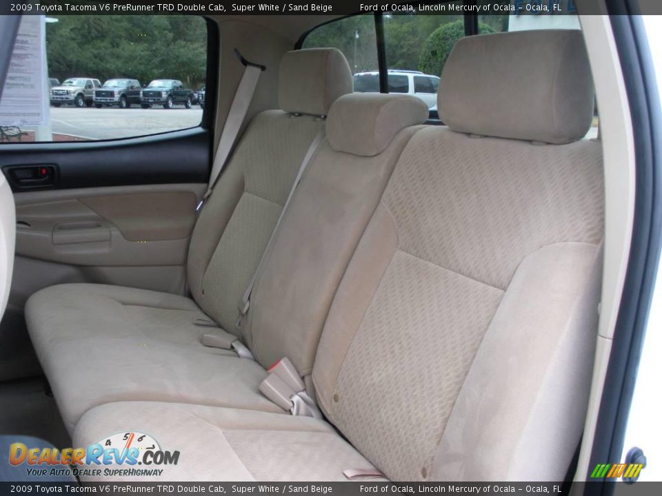 2009 Toyota Tacoma V6 PreRunner TRD Double Cab Super White / Sand Beige Photo #16