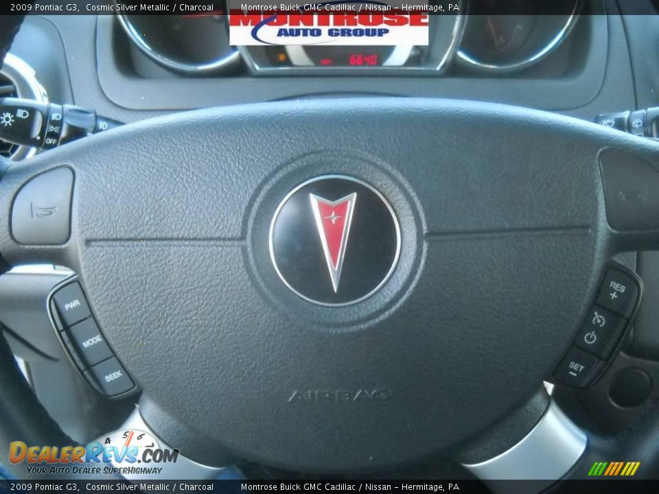 2009 Pontiac G3 Cosmic Silver Metallic / Charcoal Photo #29