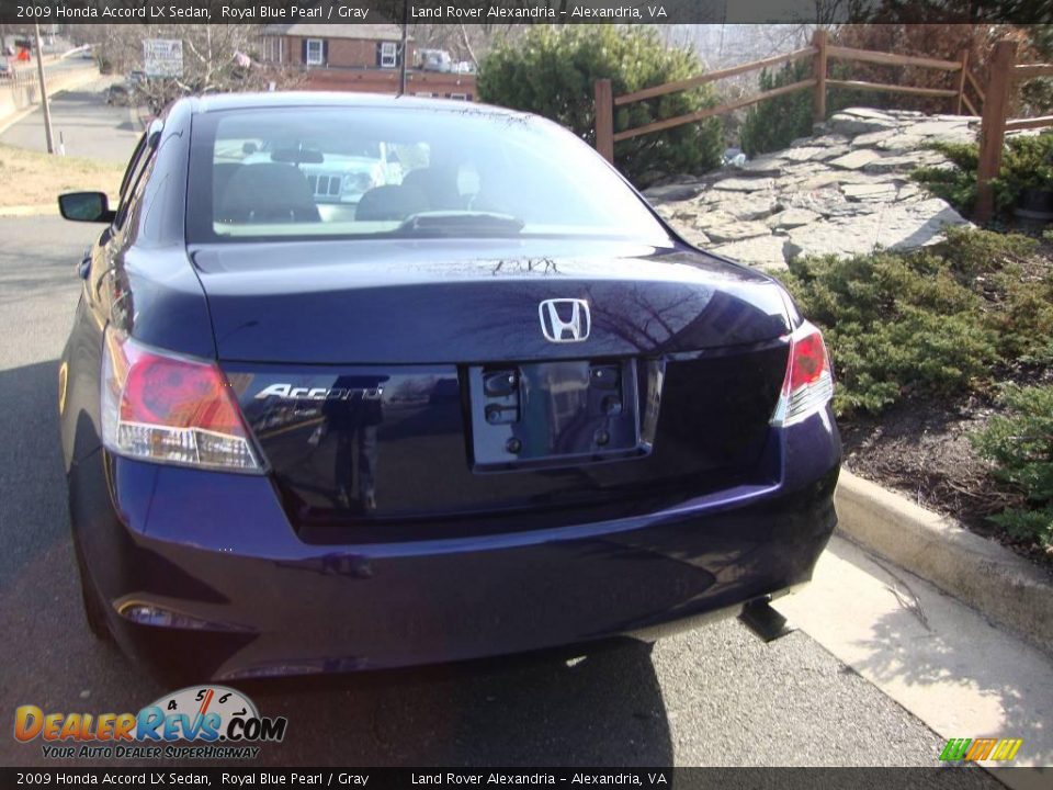 2009 Honda Accord LX Sedan Royal Blue Pearl / Gray Photo #4