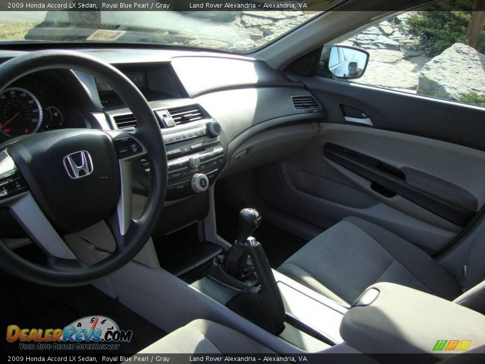 2009 Honda Accord LX Sedan Royal Blue Pearl / Gray Photo #11