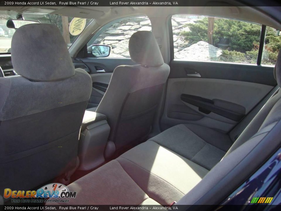 2009 Honda Accord LX Sedan Royal Blue Pearl / Gray Photo #16
