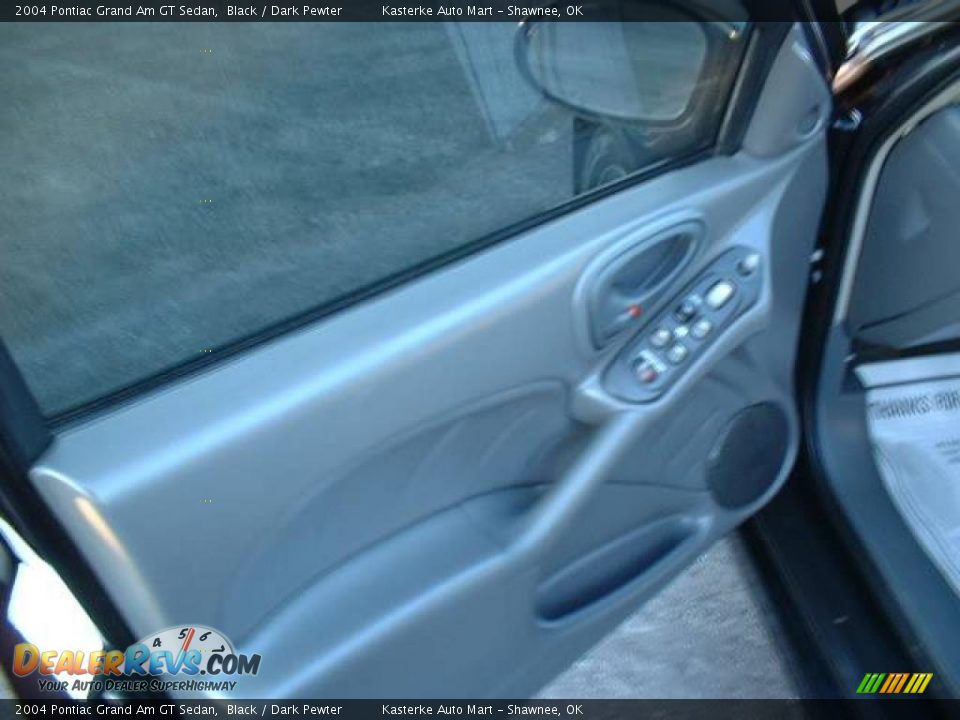 2004 Pontiac Grand Am GT Sedan Black / Dark Pewter Photo #7