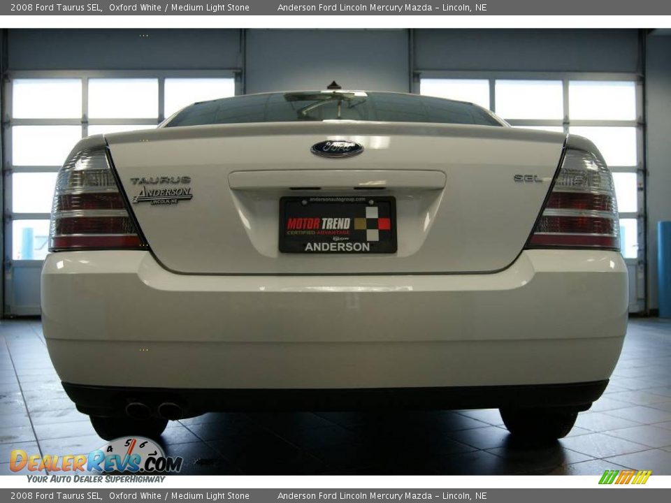 2008 Ford Taurus SEL Oxford White / Medium Light Stone Photo #8
