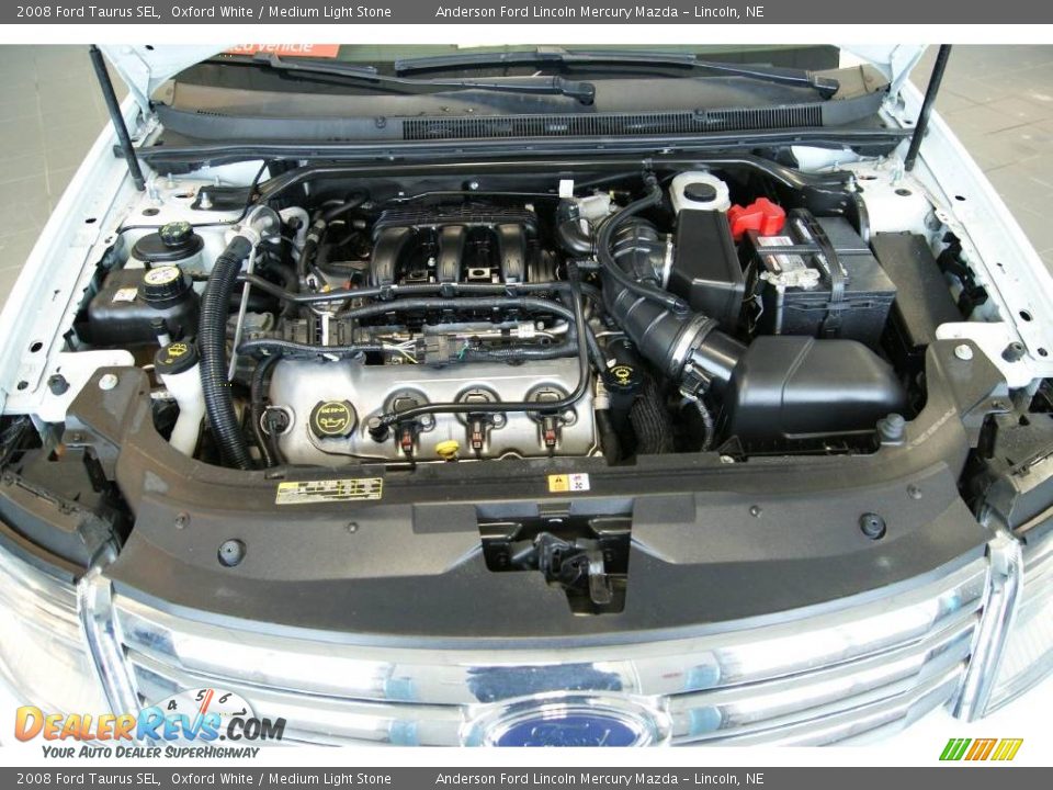 2008 Ford Taurus SEL Oxford White / Medium Light Stone Photo #27