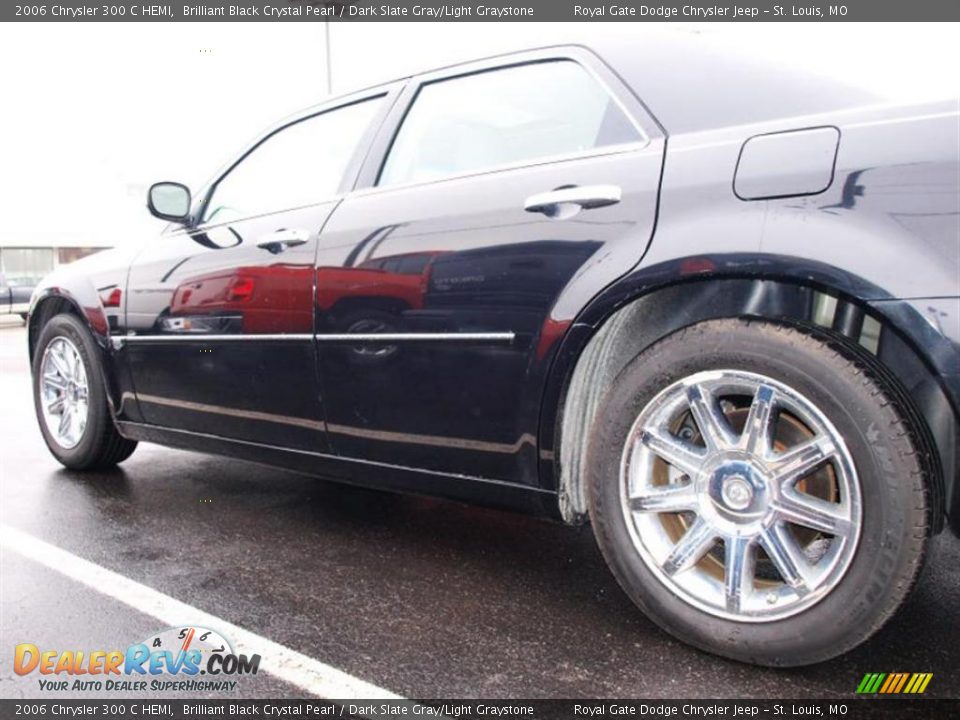 2006 Chrysler 300 C HEMI Brilliant Black Crystal Pearl / Dark Slate Gray/Light Graystone Photo #4
