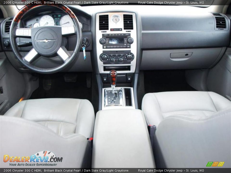 2006 Chrysler 300 C HEMI Brilliant Black Crystal Pearl / Dark Slate Gray/Light Graystone Photo #10