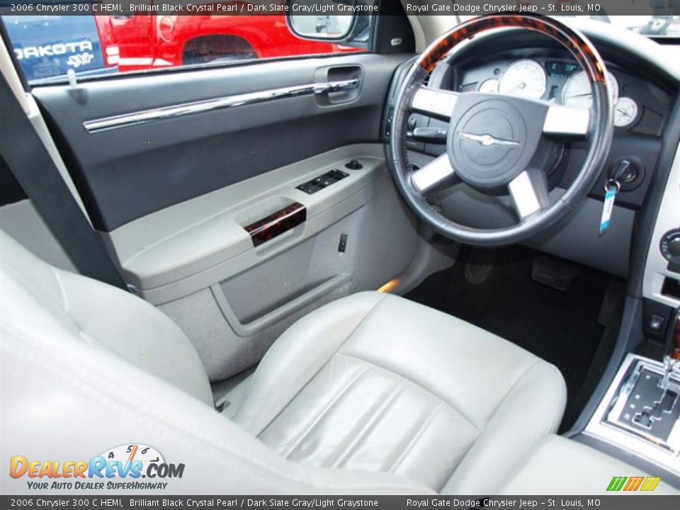 2006 Chrysler 300 C HEMI Brilliant Black Crystal Pearl / Dark Slate Gray/Light Graystone Photo #11