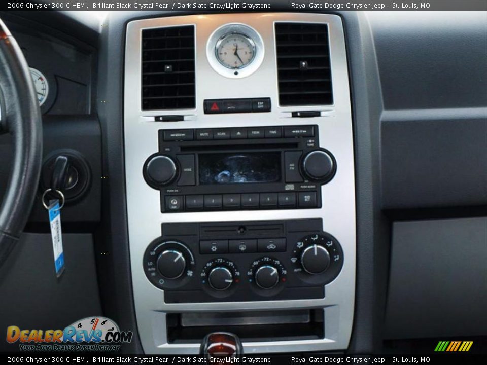 2006 Chrysler 300 C HEMI Brilliant Black Crystal Pearl / Dark Slate Gray/Light Graystone Photo #12