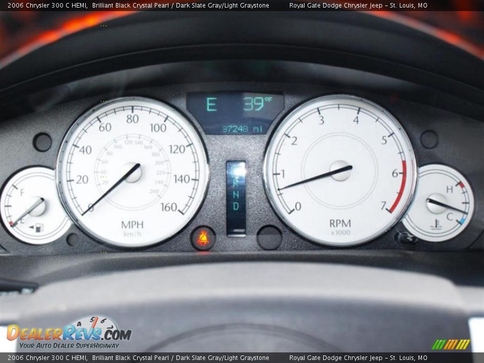 2006 Chrysler 300 C HEMI Brilliant Black Crystal Pearl / Dark Slate Gray/Light Graystone Photo #14
