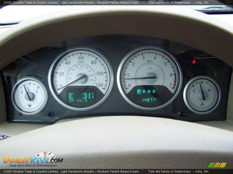 2008 Chrysler Town & Country Limited Light Sandstone Metallic / Medium Pebble Beige/Cream Photo #21