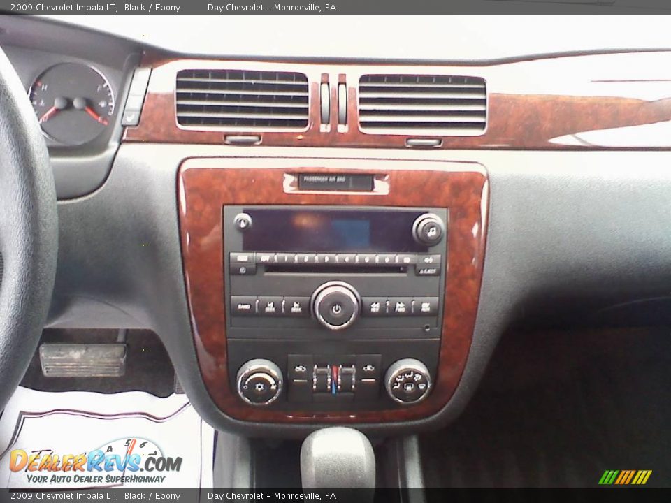 2009 Chevrolet Impala LT Black / Ebony Photo #12