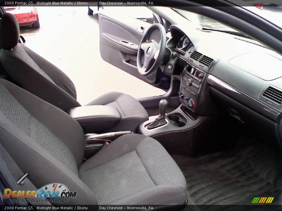 2009 Pontiac G5 Midnight Blue Metallic / Ebony Photo #6