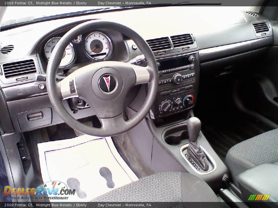 2009 Pontiac G5 Midnight Blue Metallic / Ebony Photo #9
