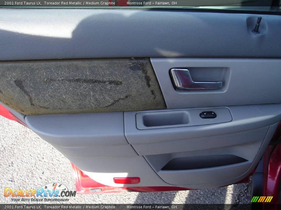 2001 Ford Taurus LX Toreador Red Metallic / Medium Graphite Photo #20