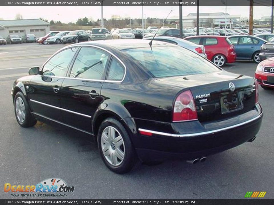 2002 Volkswagen Passat W8 4Motion Sedan Black / Grey Photo #4