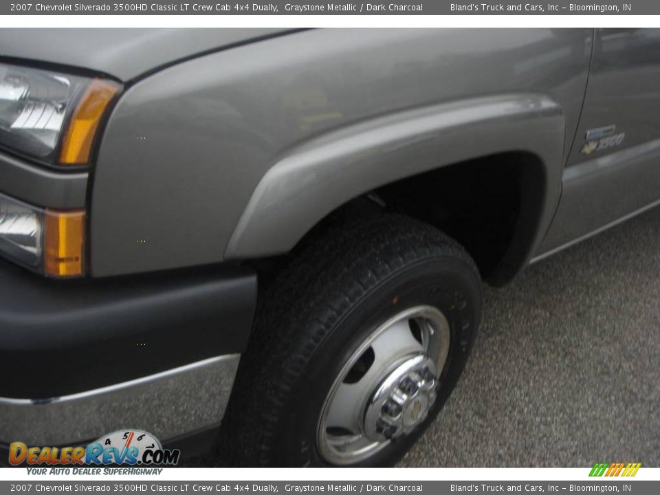 2007 Chevrolet Silverado 3500HD Classic LT Crew Cab 4x4 Dually Graystone Metallic / Dark Charcoal Photo #16