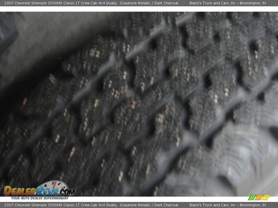 2007 Chevrolet Silverado 3500HD Classic LT Crew Cab 4x4 Dually Graystone Metallic / Dark Charcoal Photo #19
