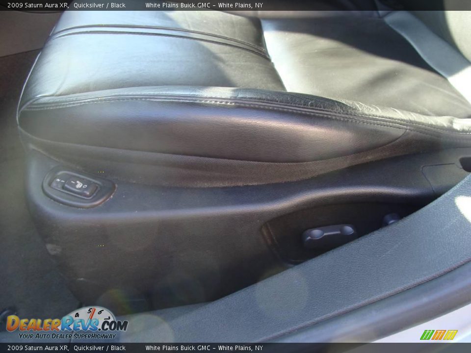 2009 Saturn Aura XR Quicksilver / Black Photo #14