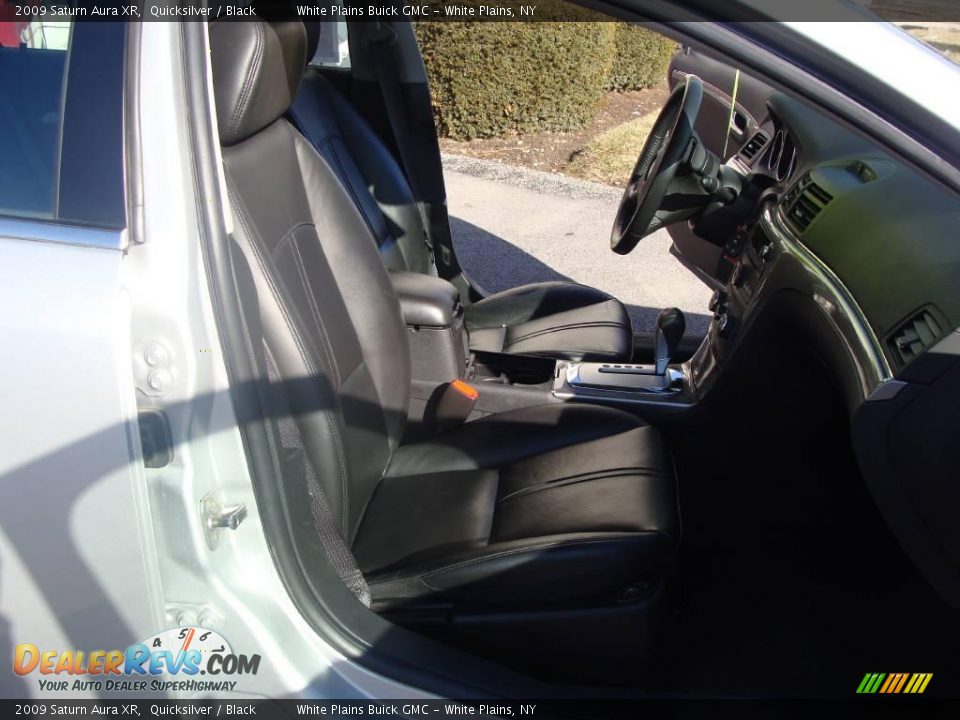 2009 Saturn Aura XR Quicksilver / Black Photo #17
