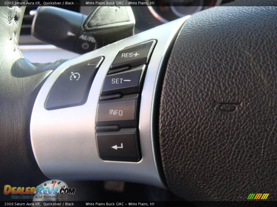 2009 Saturn Aura XR Quicksilver / Black Photo #25