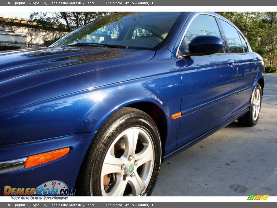 2002 Jaguar X-Type 3.0 Pacific Blue Metallic / Sand Photo #13