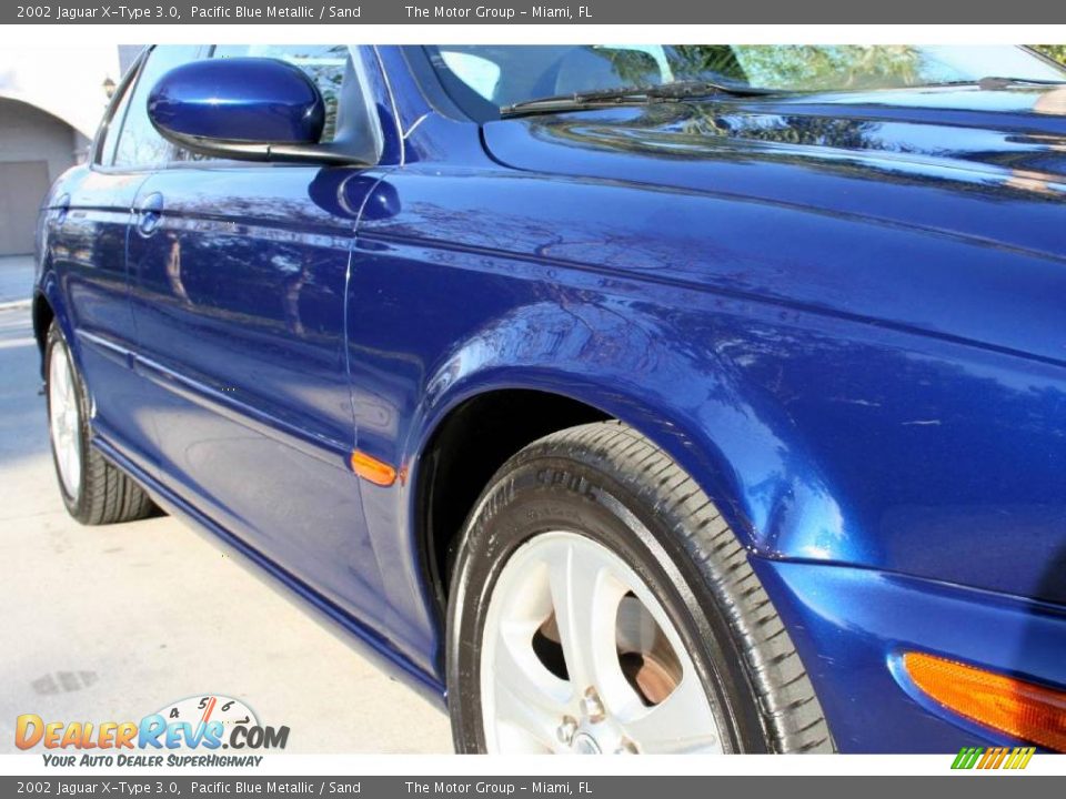 2002 Jaguar X-Type 3.0 Pacific Blue Metallic / Sand Photo #14