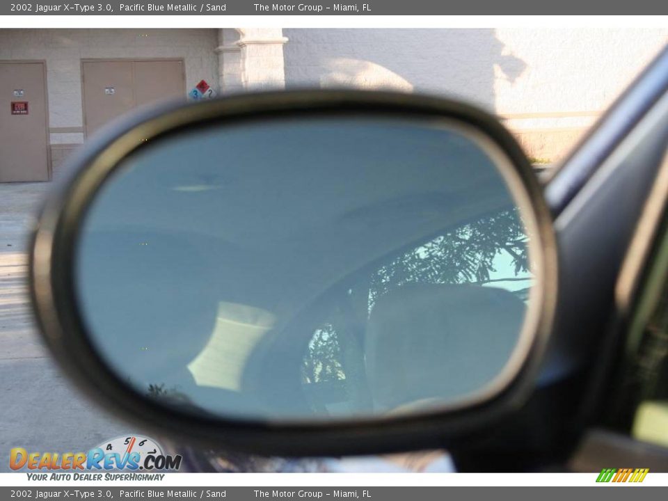2002 Jaguar X-Type 3.0 Pacific Blue Metallic / Sand Photo #23
