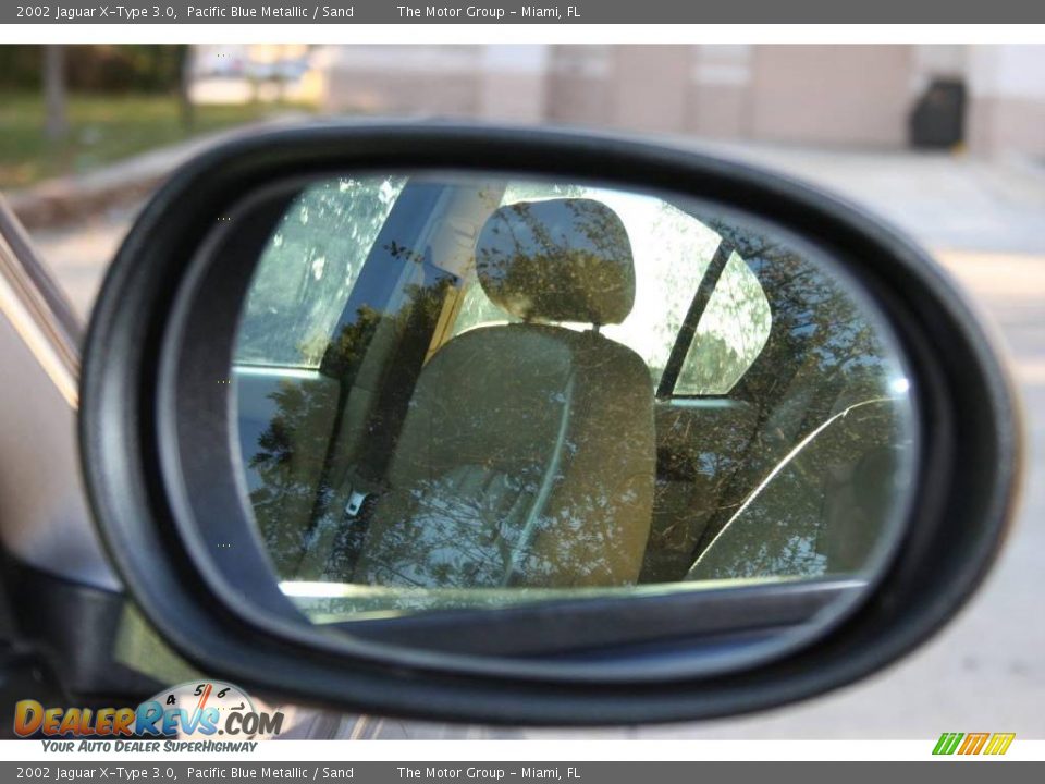 2002 Jaguar X-Type 3.0 Pacific Blue Metallic / Sand Photo #24