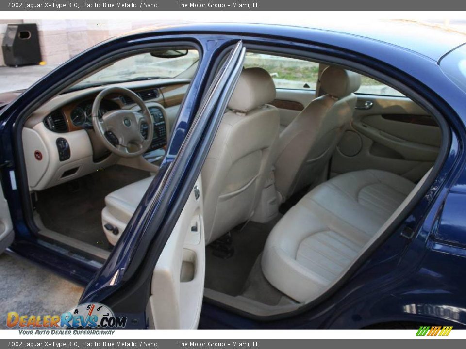 2002 Jaguar X-Type 3.0 Pacific Blue Metallic / Sand Photo #25