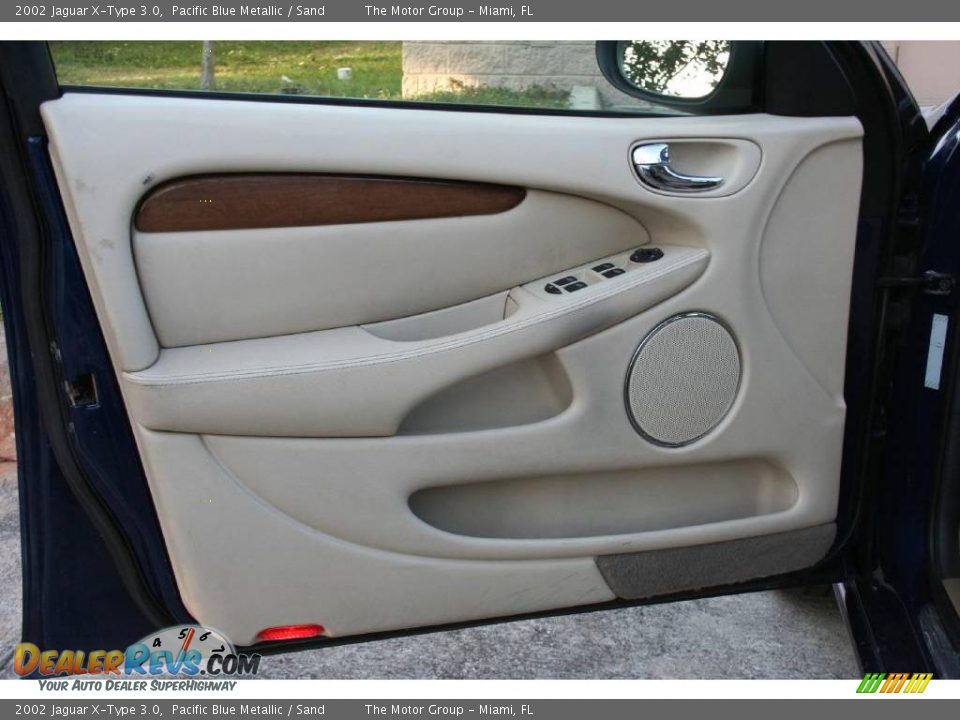 2002 Jaguar X-Type 3.0 Pacific Blue Metallic / Sand Photo #27