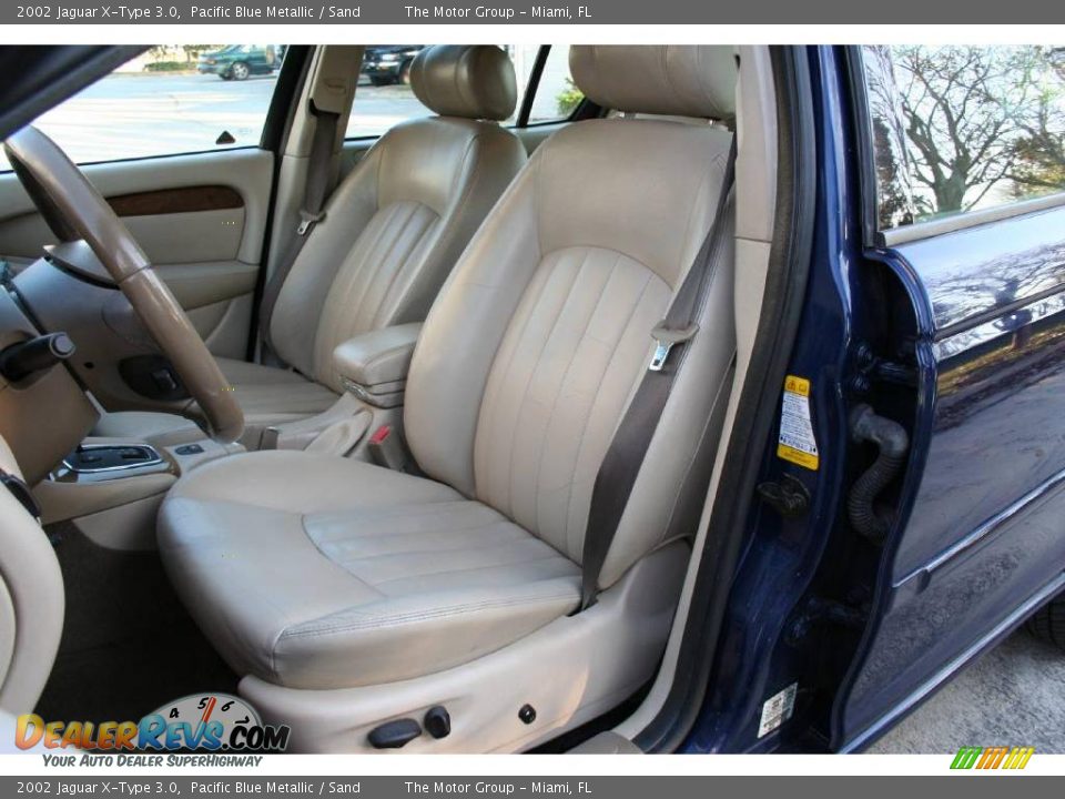 2002 Jaguar X-Type 3.0 Pacific Blue Metallic / Sand Photo #33