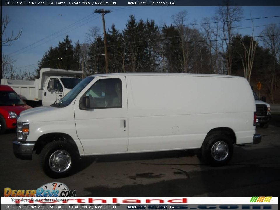 2010 Ford E Series Van E150 Cargo Oxford White / Medium Flint Photo #1