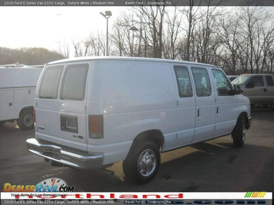 2010 Ford E Series Van E150 Cargo Oxford White / Medium Flint Photo #9
