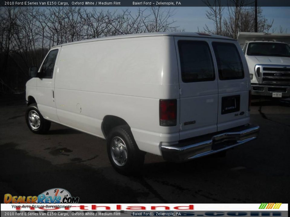 2010 Ford E Series Van E150 Cargo Oxford White / Medium Flint Photo #12
