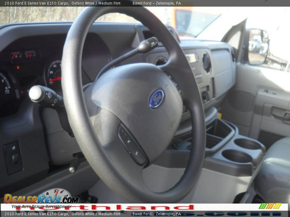 2010 Ford E Series Van E150 Cargo Oxford White / Medium Flint Photo #14