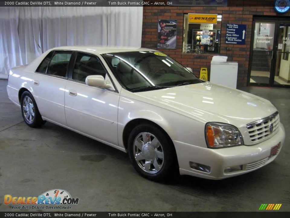 2000 Cadillac DeVille DTS White Diamond / Pewter Photo #1