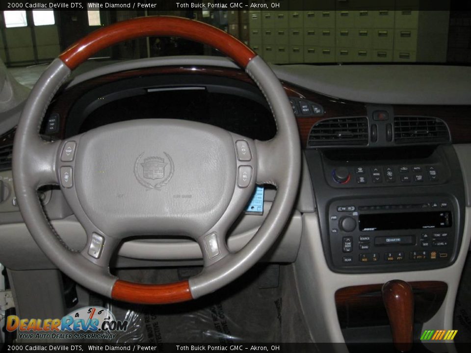 2000 Cadillac DeVille DTS White Diamond / Pewter Photo #9