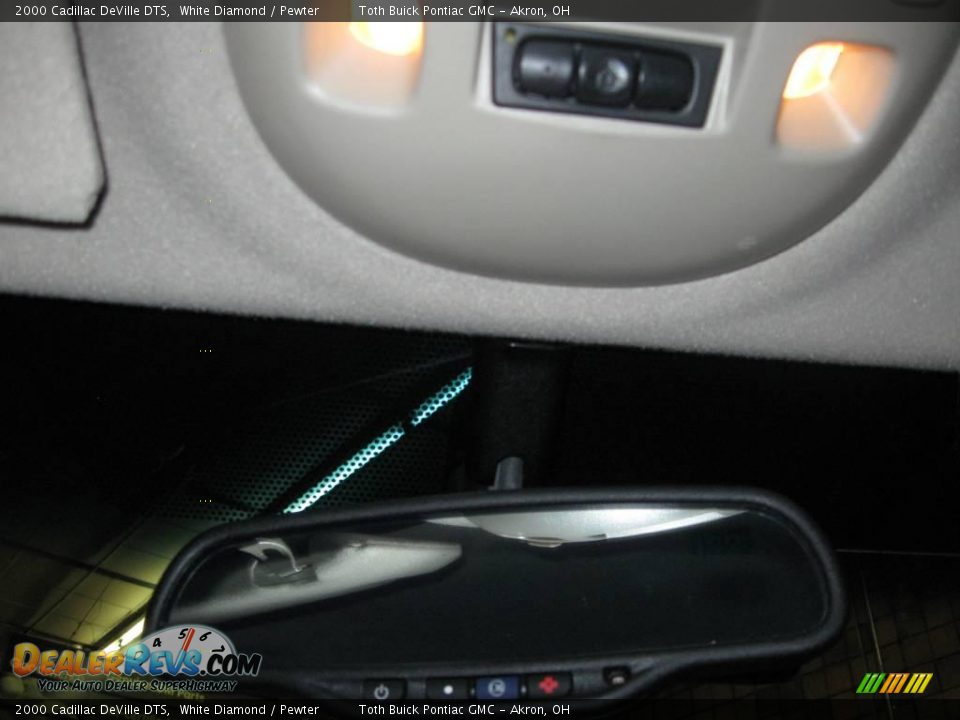 2000 Cadillac DeVille DTS White Diamond / Pewter Photo #13