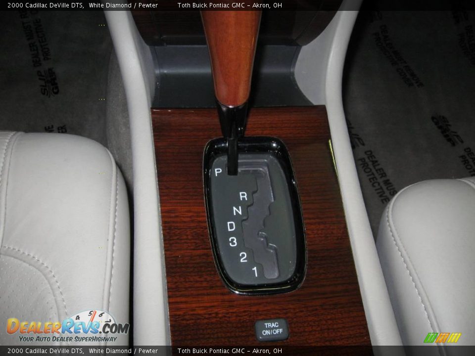 2000 Cadillac DeVille DTS White Diamond / Pewter Photo #16