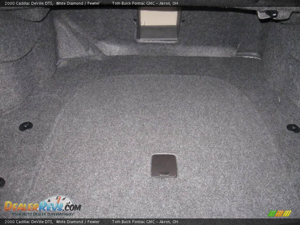 2000 Cadillac DeVille DTS White Diamond / Pewter Photo #17