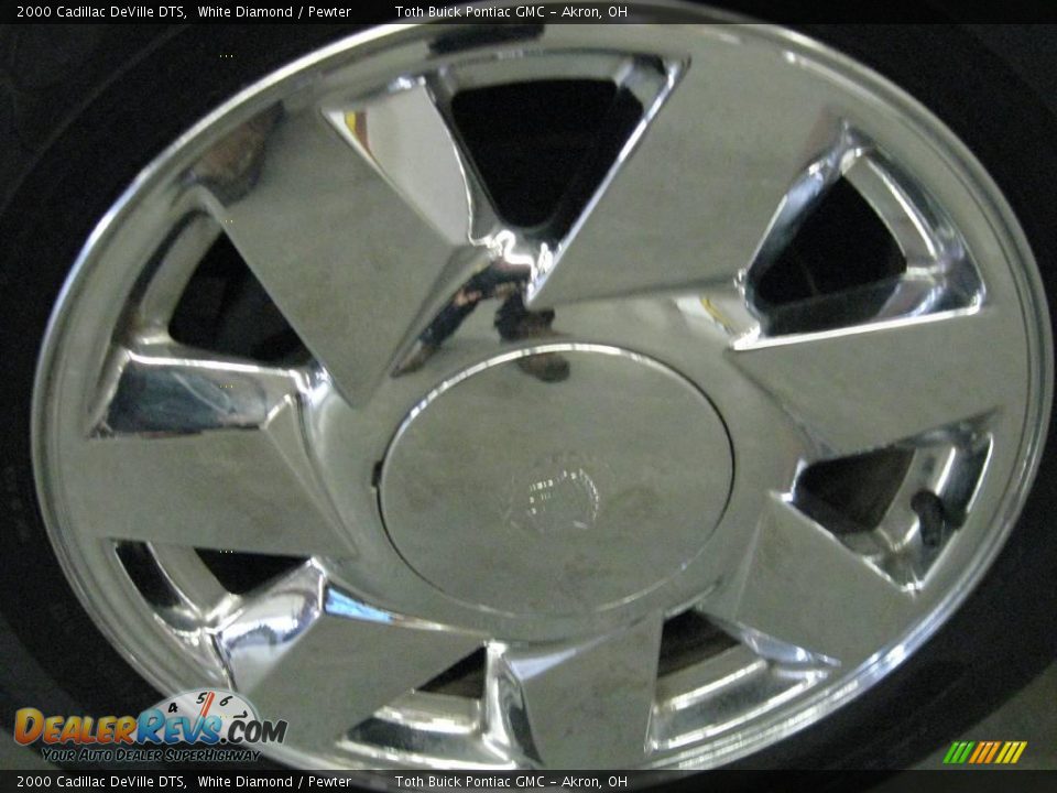 2000 Cadillac DeVille DTS White Diamond / Pewter Photo #21