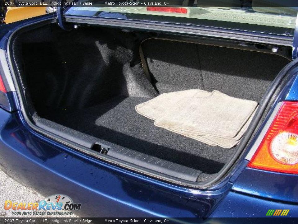 2007 Toyota Corolla LE Indigo Ink Pearl / Beige Photo #24