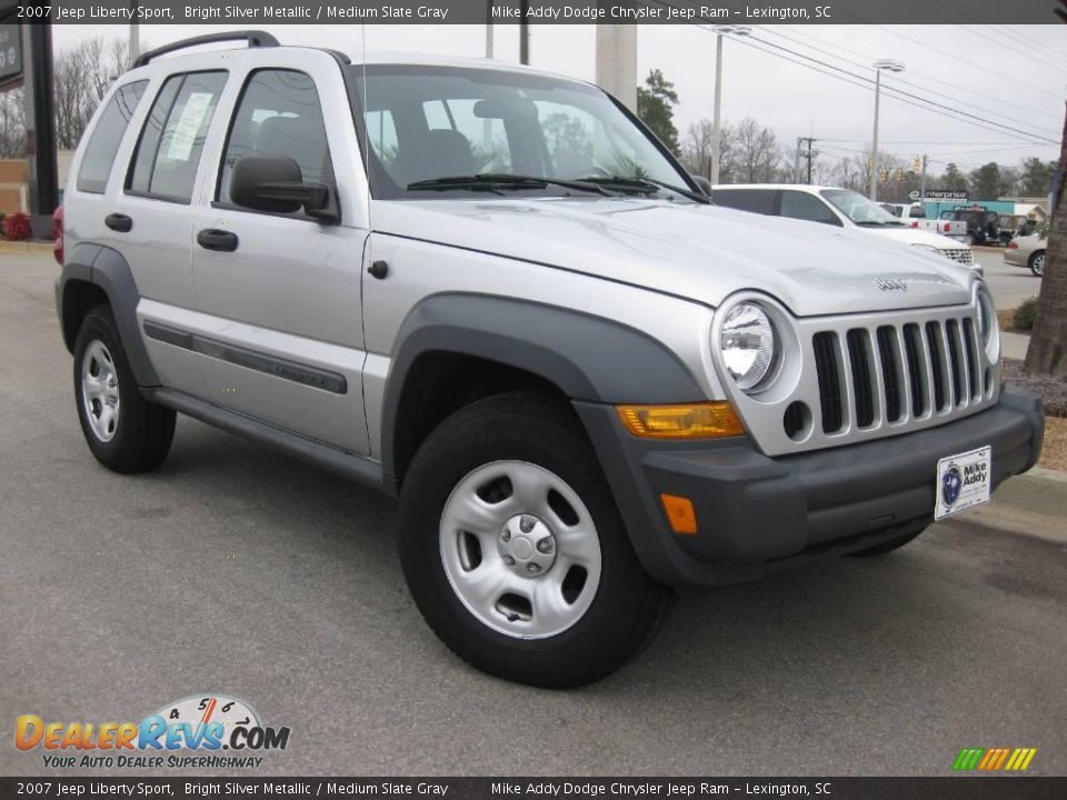 2007 Jeep Liberty Sport Bright Silver Metallic / Medium Slate Gray Photo #1