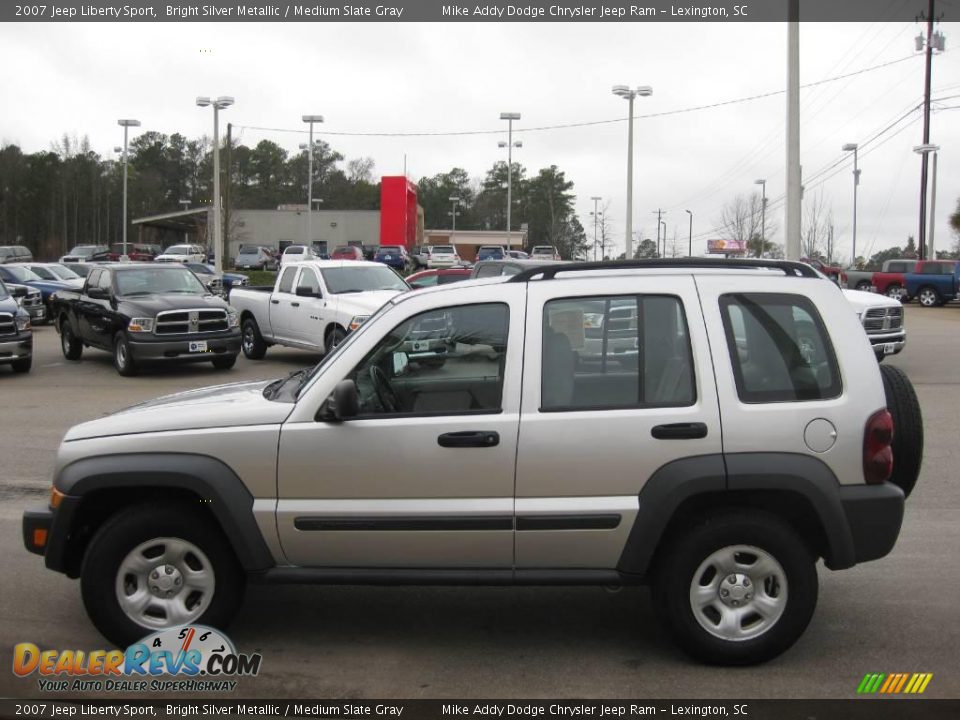 2007 Jeep Liberty Sport Bright Silver Metallic / Medium Slate Gray Photo #4