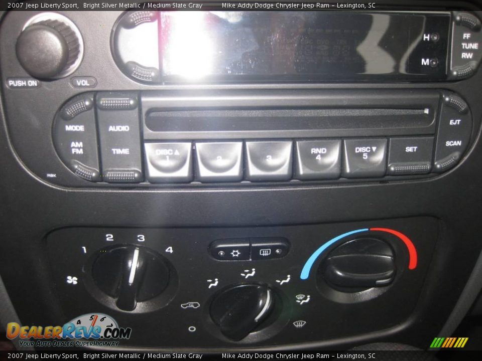 2007 Jeep Liberty Sport Bright Silver Metallic / Medium Slate Gray Photo #12