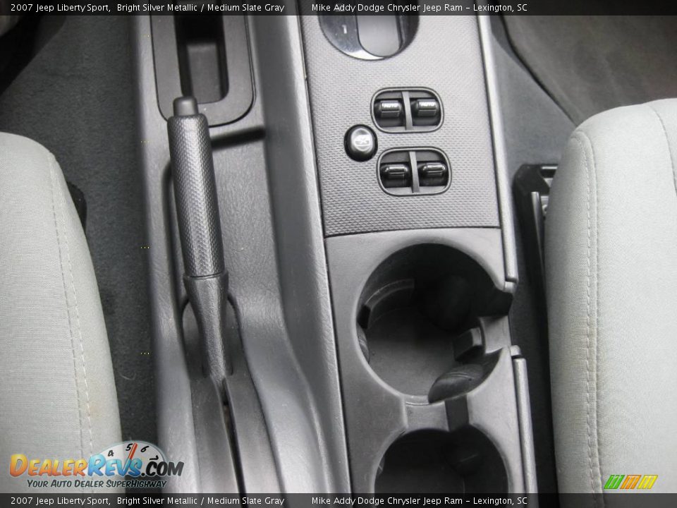 2007 Jeep Liberty Sport Bright Silver Metallic / Medium Slate Gray Photo #14