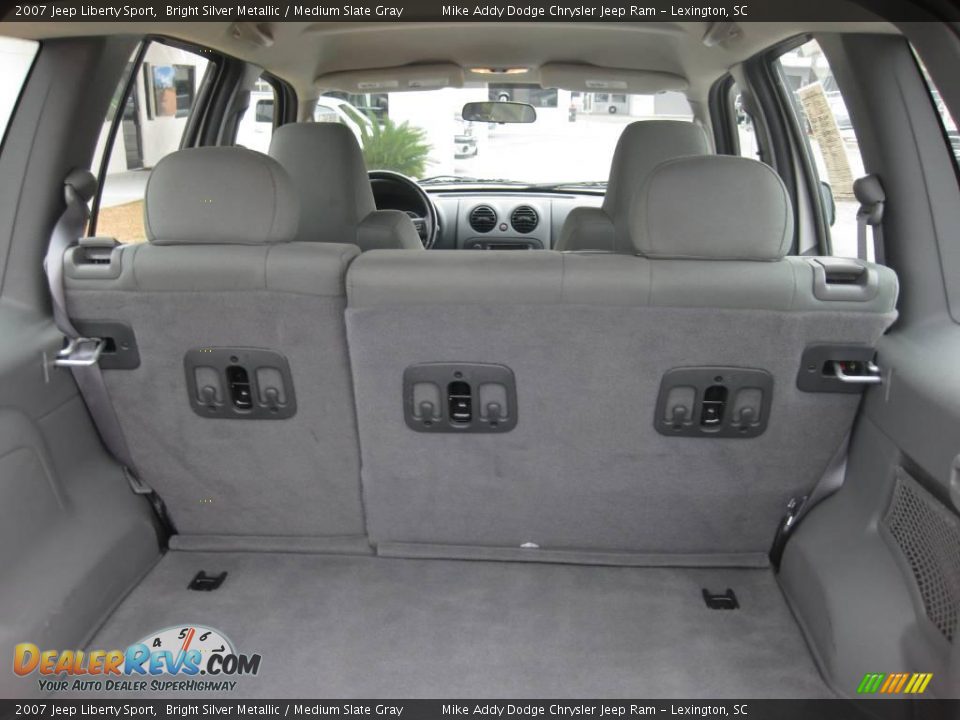 2007 Jeep Liberty Sport Bright Silver Metallic / Medium Slate Gray Photo #26