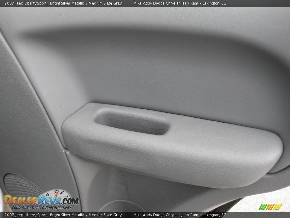 2007 Jeep Liberty Sport Bright Silver Metallic / Medium Slate Gray Photo #27