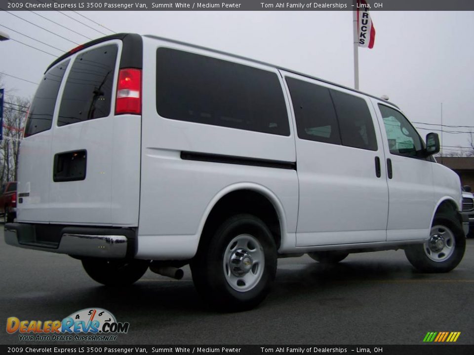 2009 Chevrolet Express LS 3500 Passenger Van Summit White / Medium Pewter Photo #7